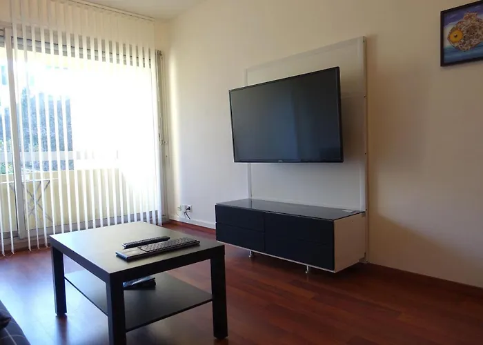 Ty Nevet - Appartement Avec Balcon Et Parking Prive